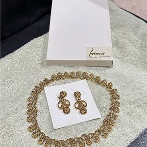 Ivana Trump Signature Collection Necklace and matching Clip On Earrings